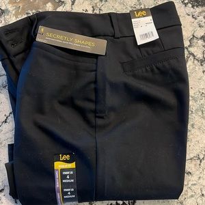 Lee secretly shapes black # 4631301- straight leg medium